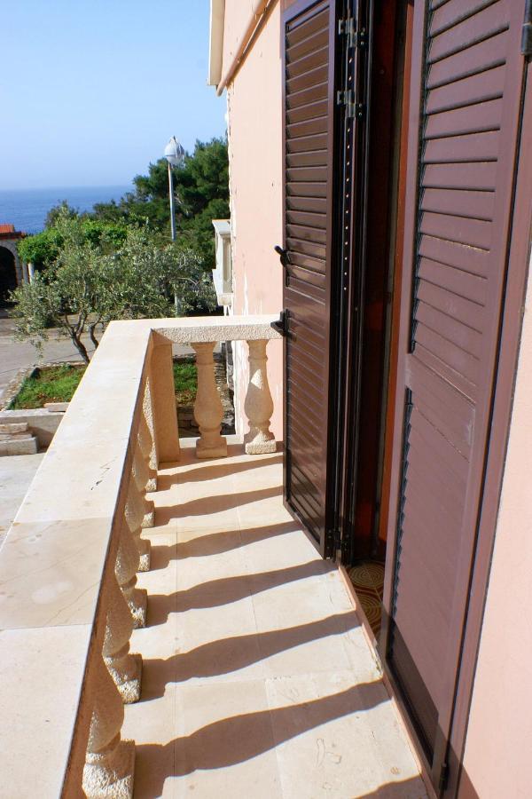 Apartments With A Parking Space Zavalatica, Korcula - 4453 Bagian luar foto