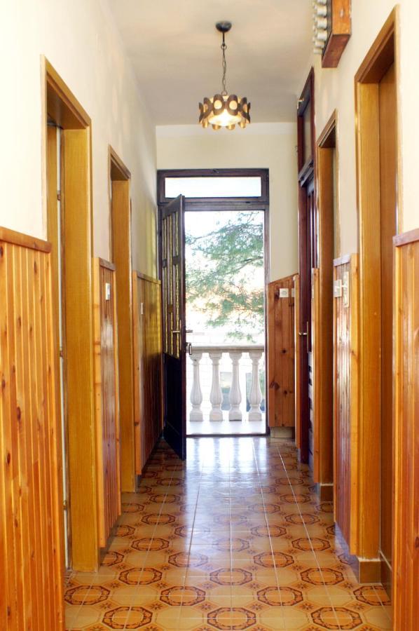 Apartments With A Parking Space Zavalatica, Korcula - 4453 Bagian luar foto